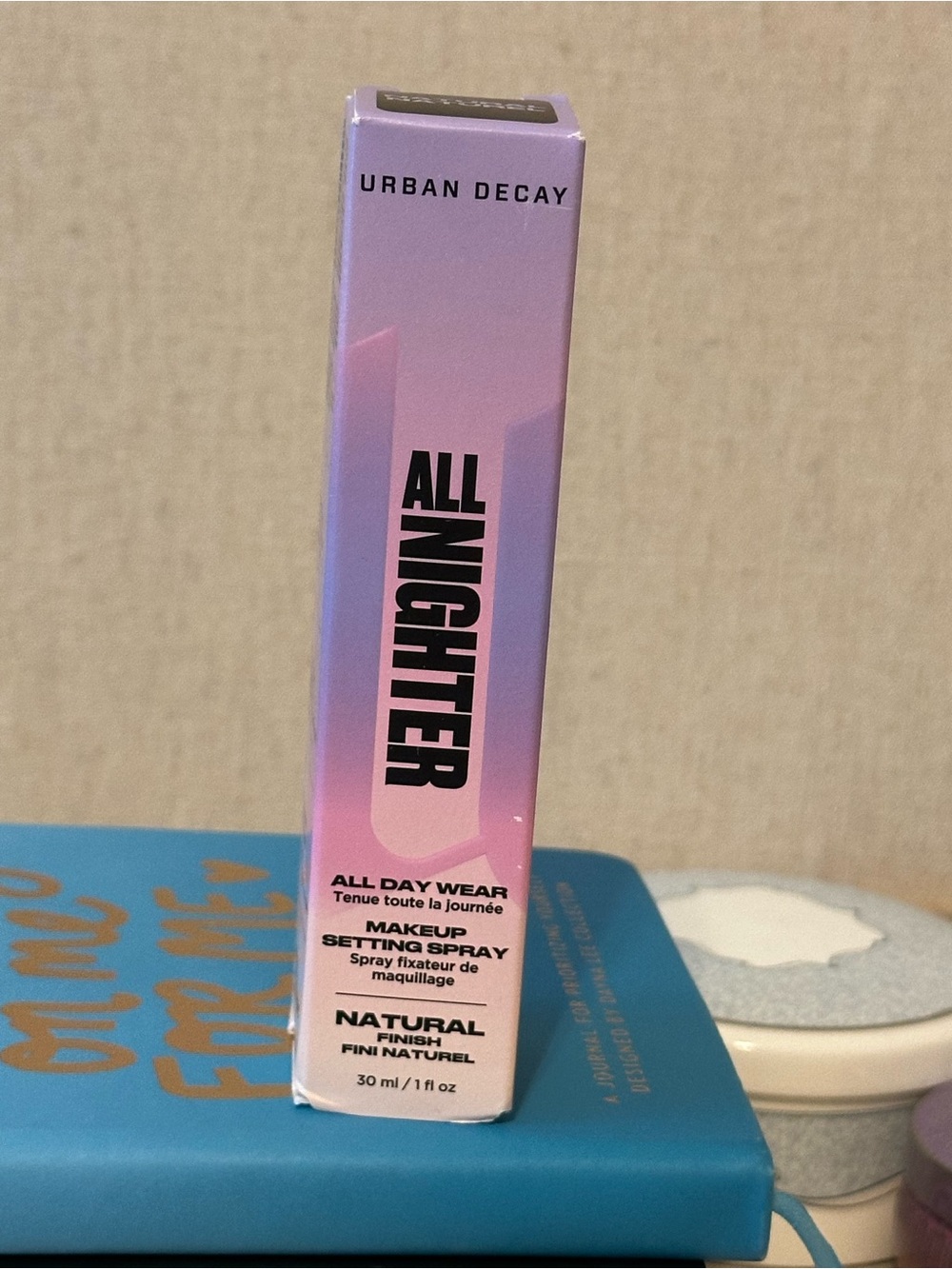 Urban Decay All Nighter Makeup Setting Spray – Lavender Pink Gradient Packaging